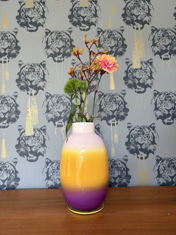 Tapete Coco Tiger, anthrazitgrau
Wohnzimmerfoto unserer Kundin Maren S.