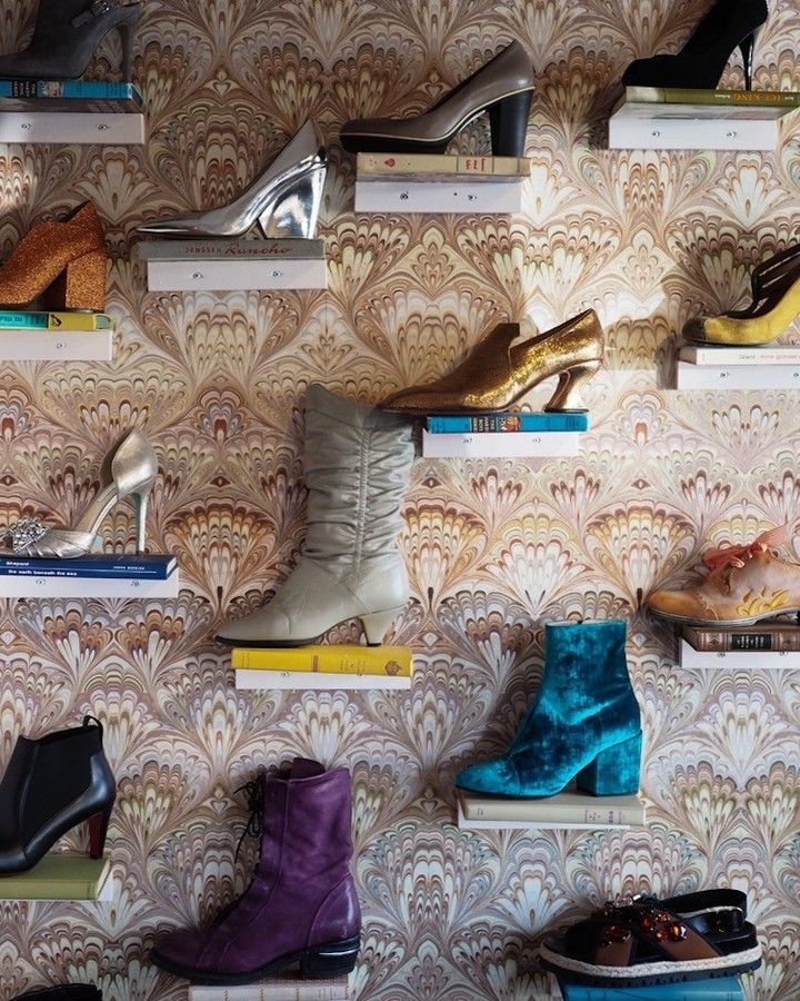 Bücherregal oder Schuhwand?⁠\n⁠\n#houseofsavoyvic