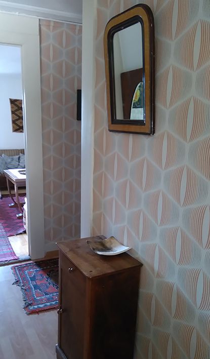 Hallway-wallcovering4