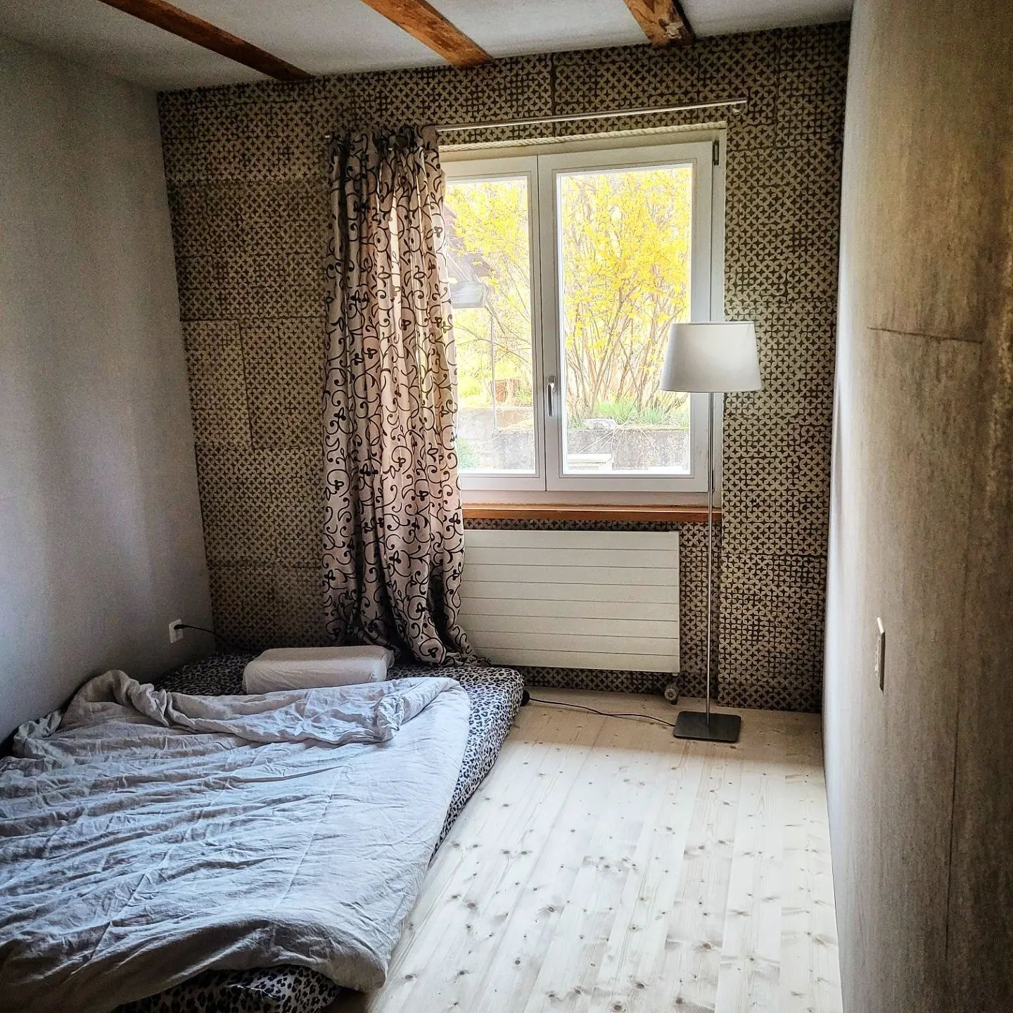 Und fertig ist das Gästezimmer? im Akkord gebaut. Wir sind begeistert von der handgeschöpften und be