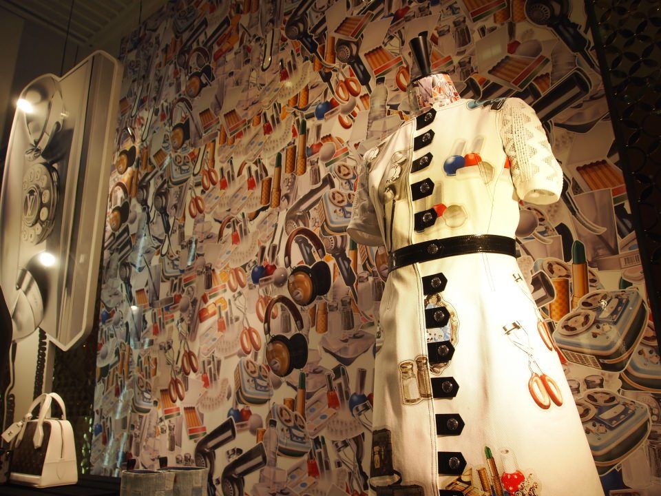 Shop-Window-Wallpaper7