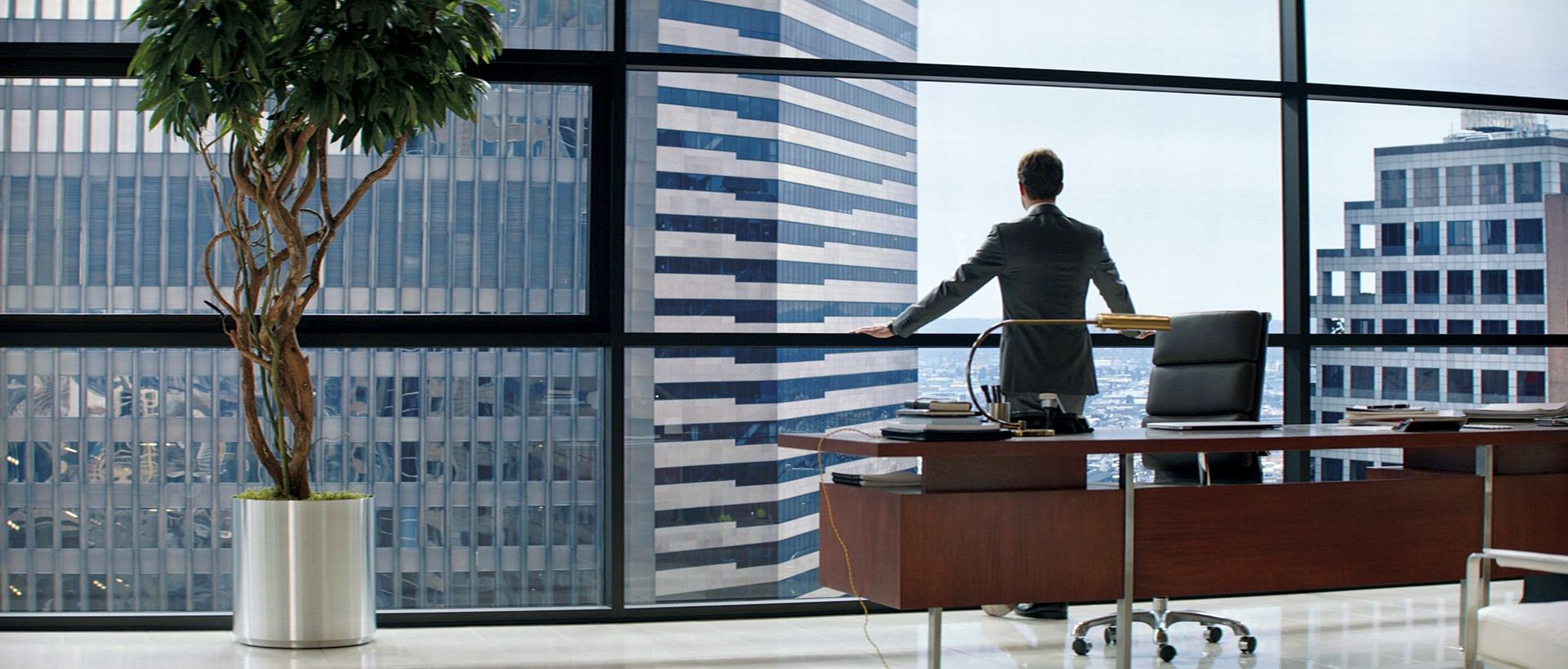 Christian-Grey4