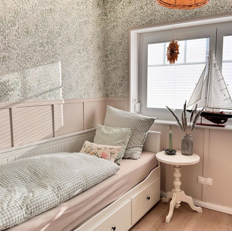 Hej ihr!?\nDer Garten muss noch warten, aber das frisch renovierte Gästezimmer bringt mit seiner tol