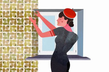Cómo empapelar alrededor de puertas y ventanas
