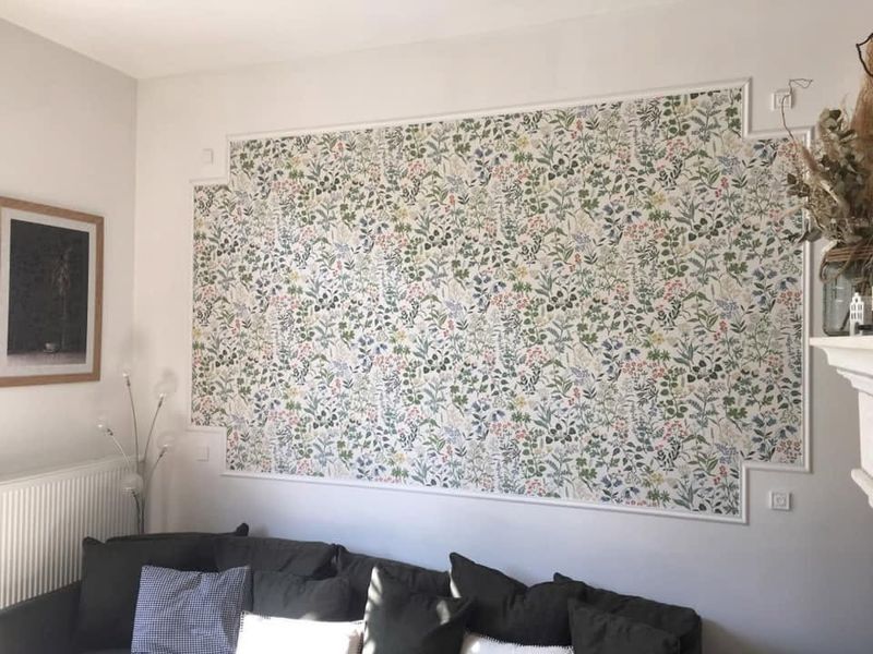 Papel pintado Aislinn blanco crema
Salón de nuestra clienta Mélanie D.